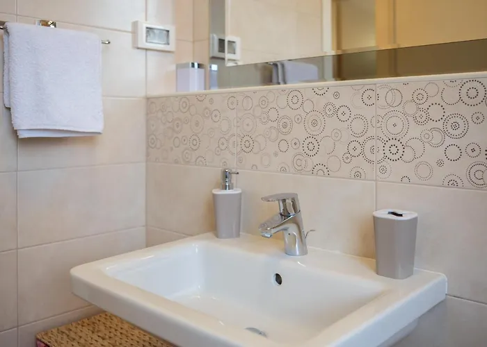 Apartments Arijana Free Private Garage And Sea View Apartment *