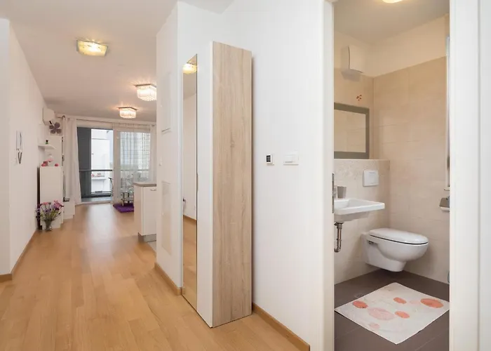 Apartments Arijana Free Private Garage And Sea View Apartment Split