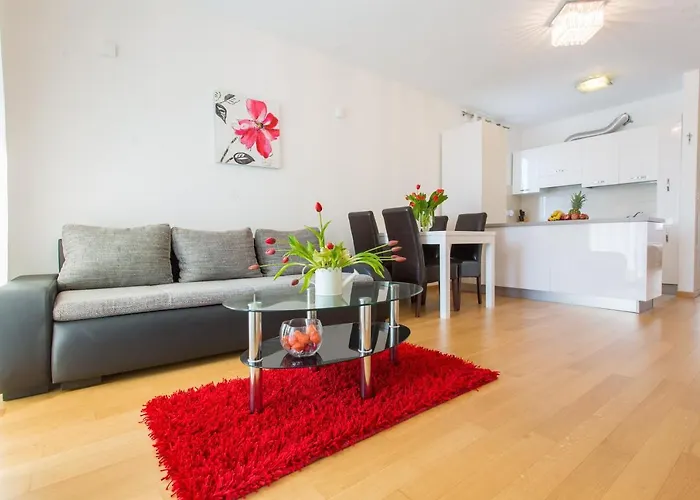 Apartment Apartments Arijana Free Private Garage And Sea View Split