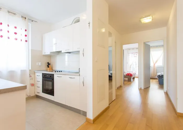 Apartments Arijana Free Private Garage And Sea View Apartment Split