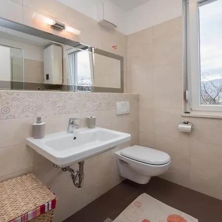 Arijana Free Private Garage Appartement