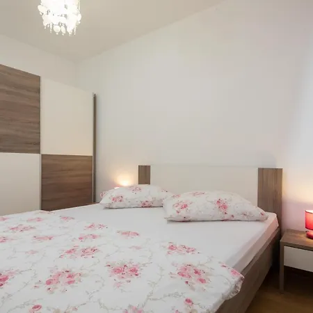 Arijana Free Private Garage And Sea View