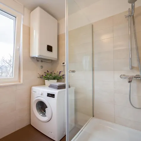 Arijana Free Private Garage Apartamento *