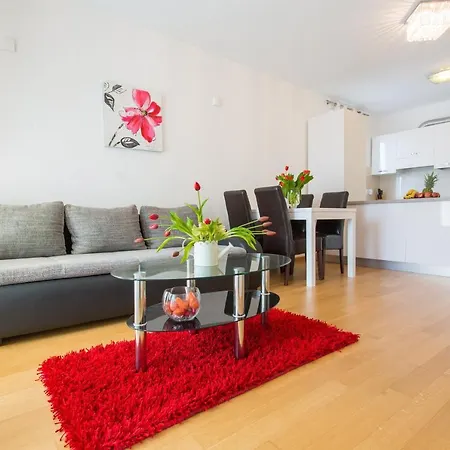Апартаменти Arijana Free Private Garage And Sea View Спліт