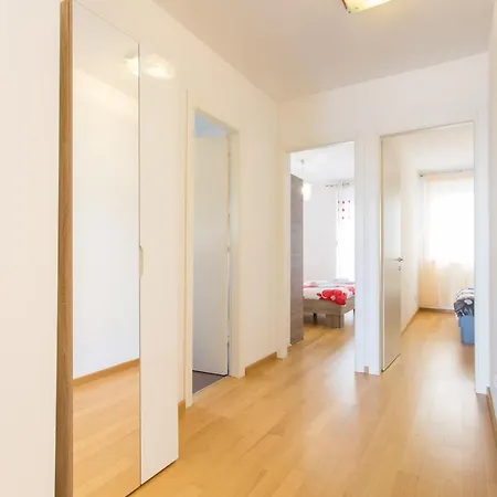 Arijana Free Private Garage And Sea View Apartment Split
